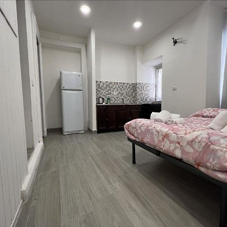 Il Giardino E Gli Affreschi Bed & Breakfast Catania Exterior photo