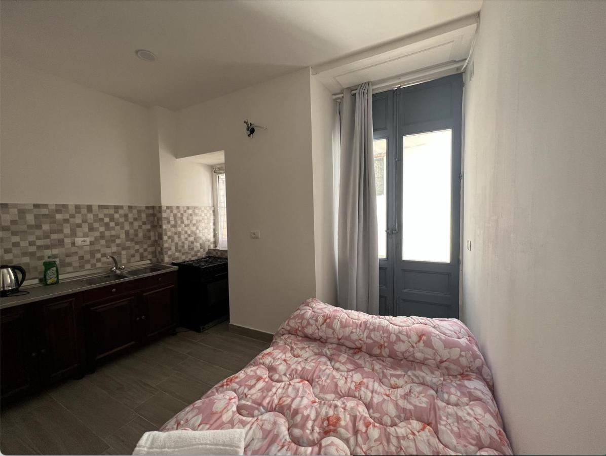 Il Giardino E Gli Affreschi Bed & Breakfast Catania Exterior photo