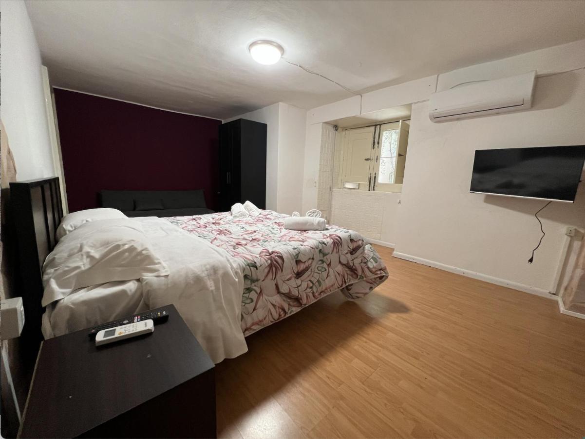 Il Giardino E Gli Affreschi Bed & Breakfast Catania Exterior photo